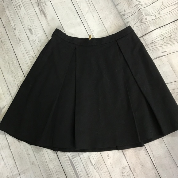 Vince Camuto Dresses & Skirts - Vince Camuto black full A line skirt size 10